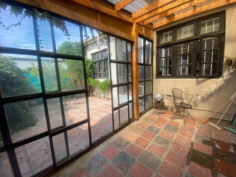 2 Bedroom Property for Sale in Observatory Western Cape